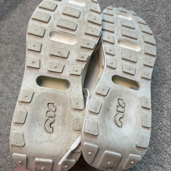 Nike Air Max Pre-Day Women's 8.5 White Beige Casual‎ Running Shoes Sneakers Gym - Picture 6 of 8